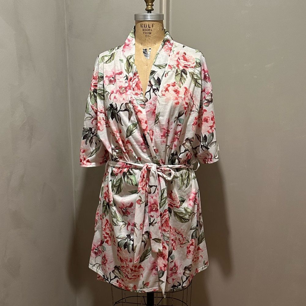 Show Me Your Mumu robe